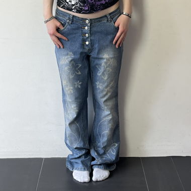 y2k flared jeans