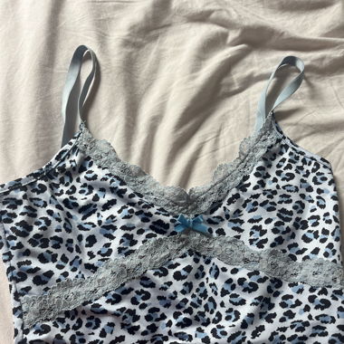 Leo Top