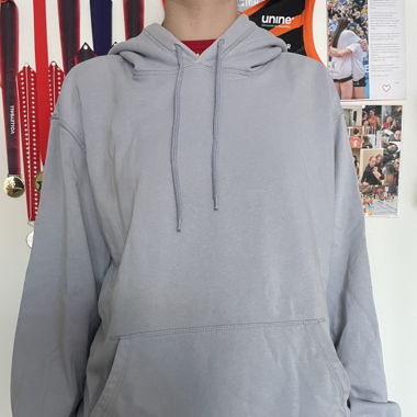 Sweat a capuche bleu gris 