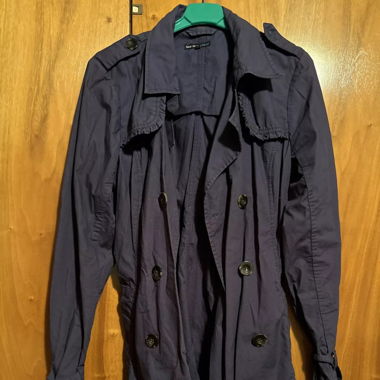 Navy Blauer Trenchcoat