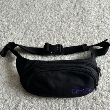 Schwarze Dakine Bauchtasche