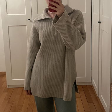 Maglione in maglia a coste con zip