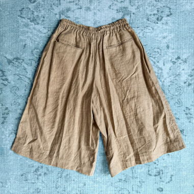 Shorts Facetasm in lino a gamba larga con lacci laterali