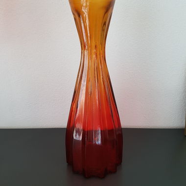 Grosse neue Vase