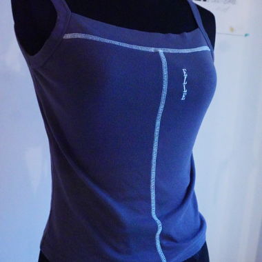 Graues Top