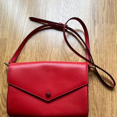 Rote Ledertasche Sandro