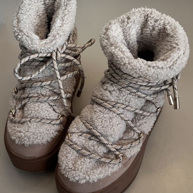 Plateau-Winterstiefel