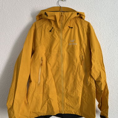 Arc'teryx Gore-Tex Yellow Jacket