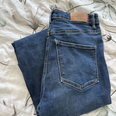 Jeans blu a vita alta