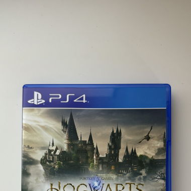 PS4/ Hogwarts Legacy