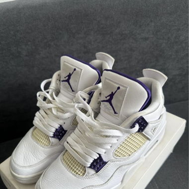 Jordan 4 Metallic Purple