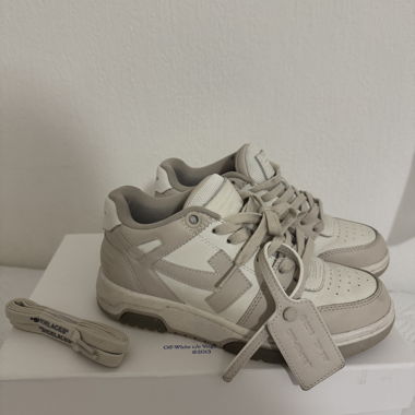 Sneakers Off-White Grösse 36 beige/weiss