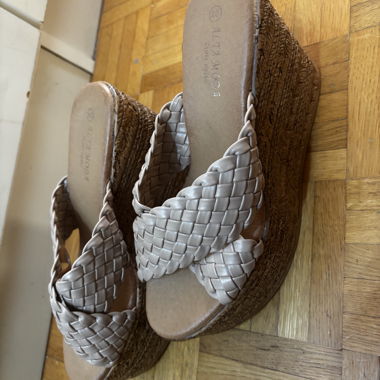 Sandali con zeppa intrecciati Gr. 40