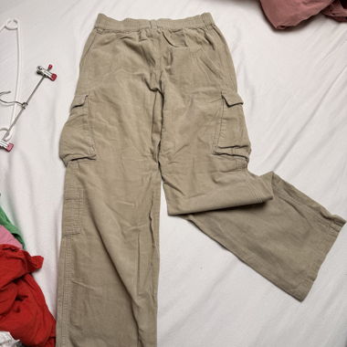 Pantalon cargo en velours beige