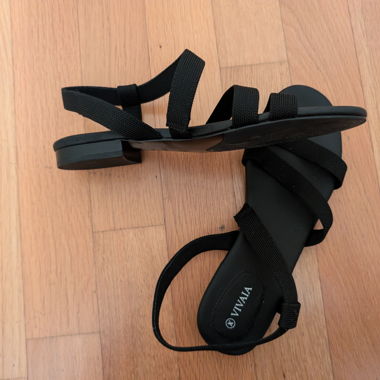Black Sandals Vivaia 