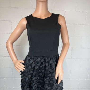 Schickes, kurzes,  Kleid von Casadei L., Gr. M,