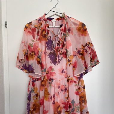 Blumiges Sommerkleid
