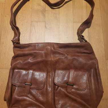 Borsa a tracolla marrone in ecopelle