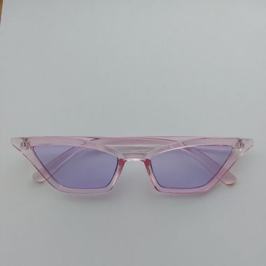 Violette Sonnenbrille