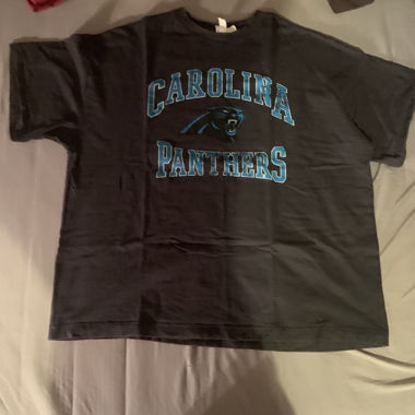 H&M Carolina Panthers T-Shirt L
