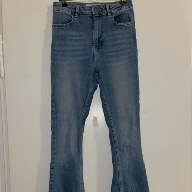 Flared Jeans