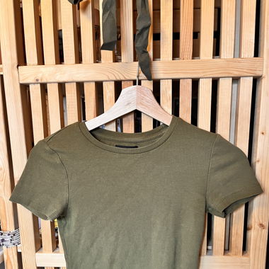 Cropped T-shirt