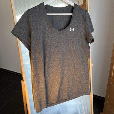 Sportshirt Under Armour grau