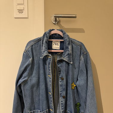 Jeans jacket (customized)
