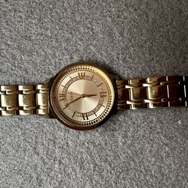Guess Goldene Uhr