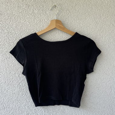 T-shirt noir court