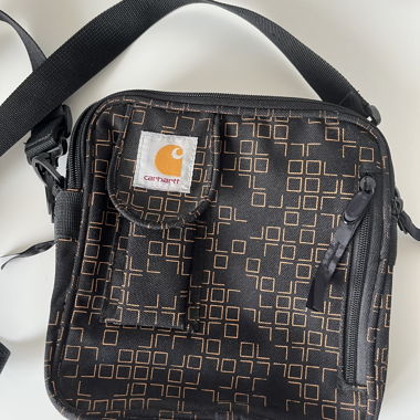 Pochette latérale