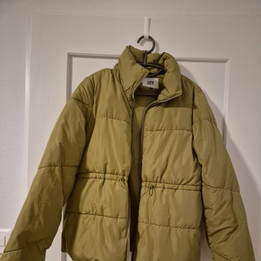 Green Puffer Jacket 