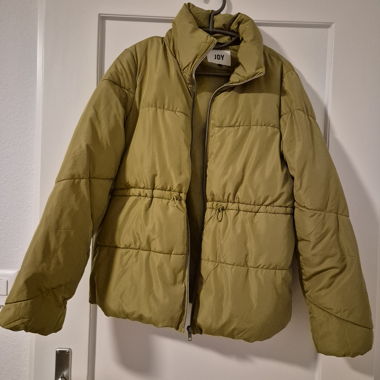 Green Puffer Jacket 