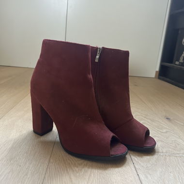 stiefeletten mit offenen zehen