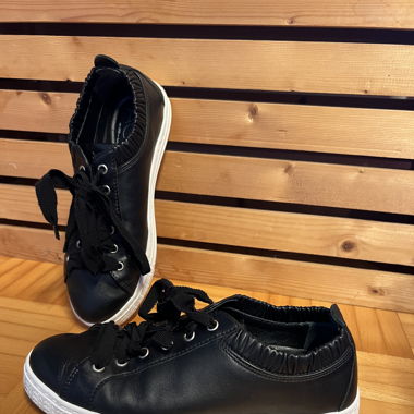 AGL Schuh schwarz