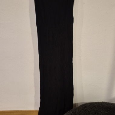 Langes schwarzes Trägerkleid von Promod