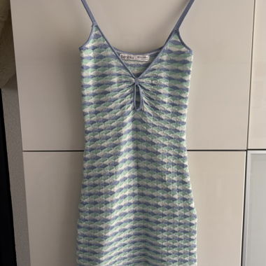 Bershka Strick Kleid mit Muster