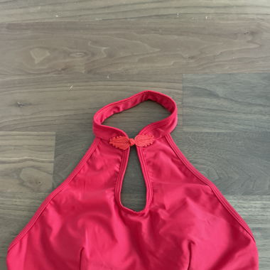 rotes Bikinitop