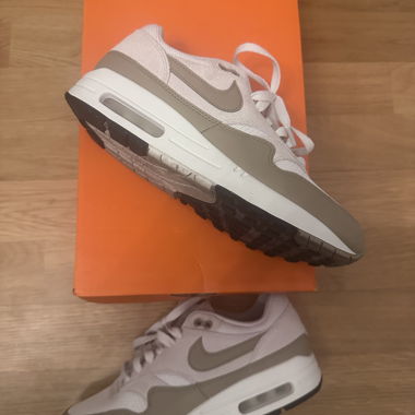 Nike Air Max Sneakers