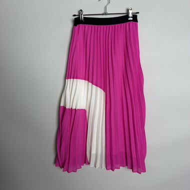 Essentiel Antwerp Pleated Skirt