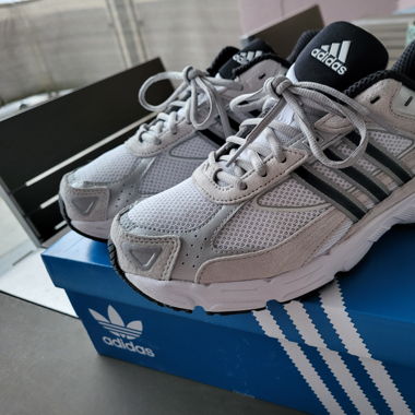Adidas Response Cl Gr. 43 Weiss