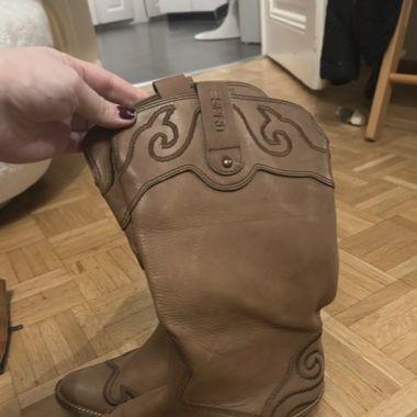 Santiag boots beige