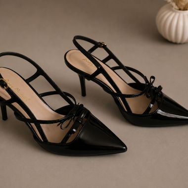 Escarpins noirs à brides