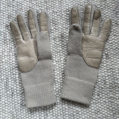 Knit Gloves with Leather