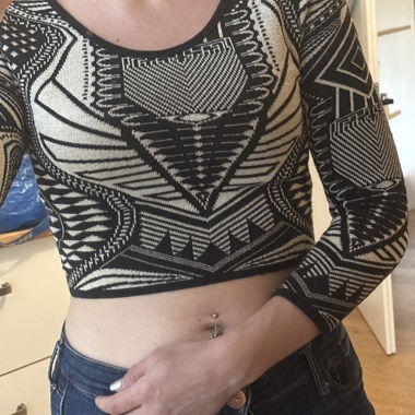 Pull motif graphique neuf 