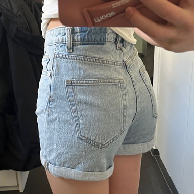 Shorts en jean bleu clair