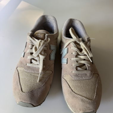 Baskets New Balance roses