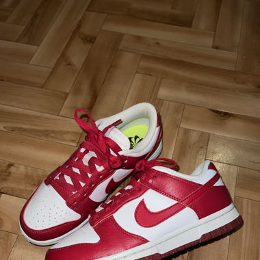 Nike dunk rouge