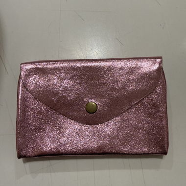 Piccola pochette rosa metallizzata