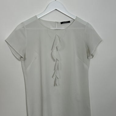 Blouse crème à volants
